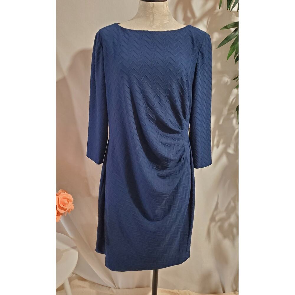 Chaps x Ralph Lauren Side Ruched Chevron Textured 3/4 Sleeve Sheath Dress Sz 16